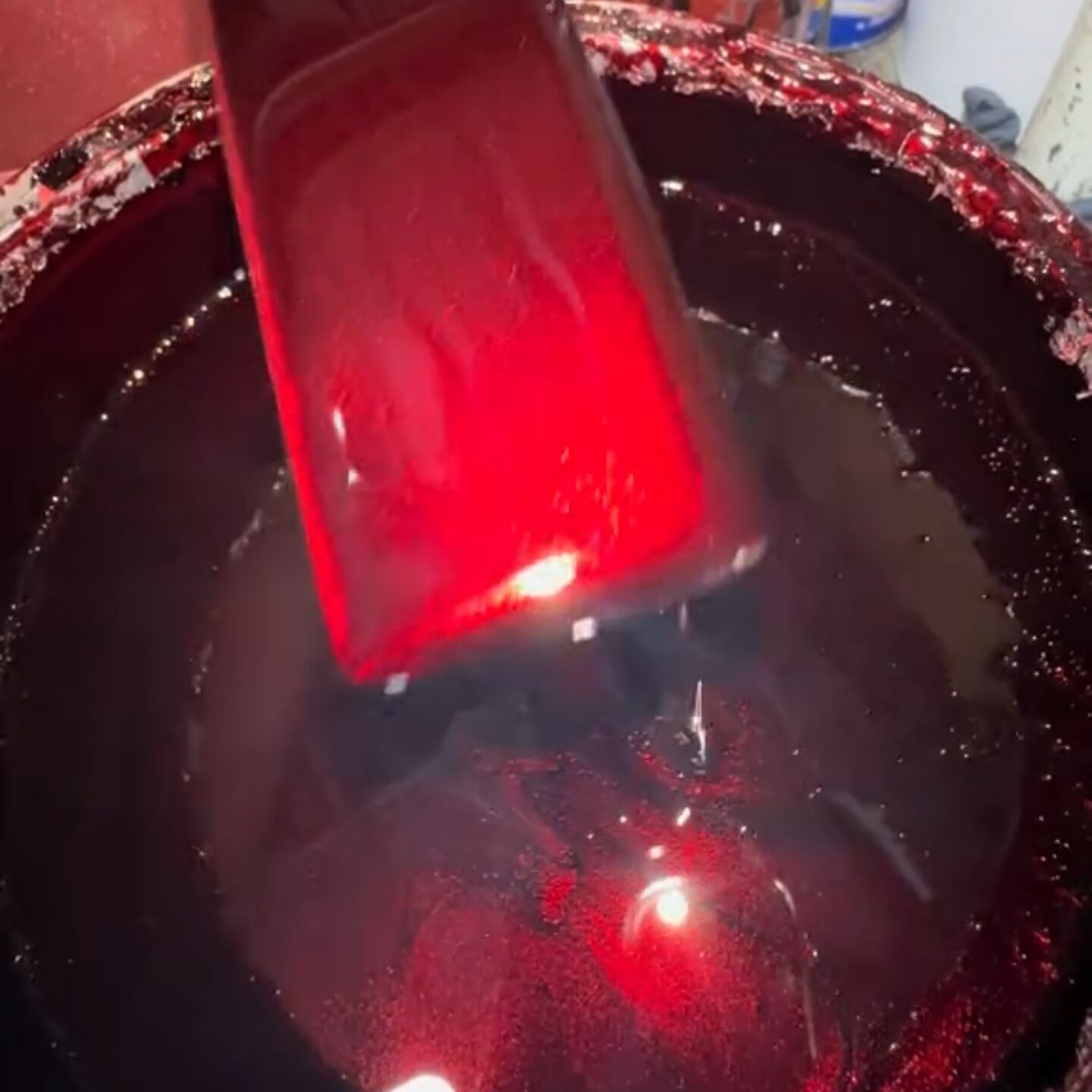Metallic Blood Red Automotive  - Mica Powder Colorant ulasan dan harga
